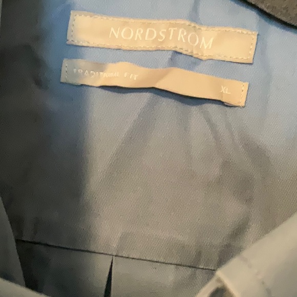 Nordstrom Mens Blue Dress shirt XL Traditional fit Wrinkle Free Smartcare - Picture 2 of 5